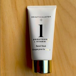 Beautycounter brightening + Vitamin C face mask.